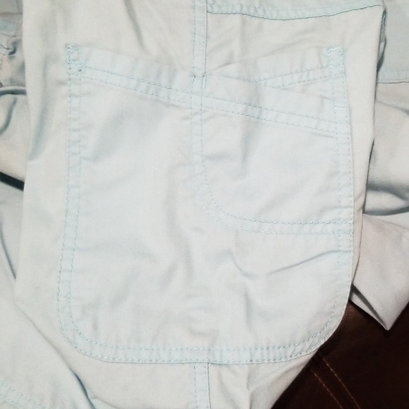 Scrub - Picture 6 of 6